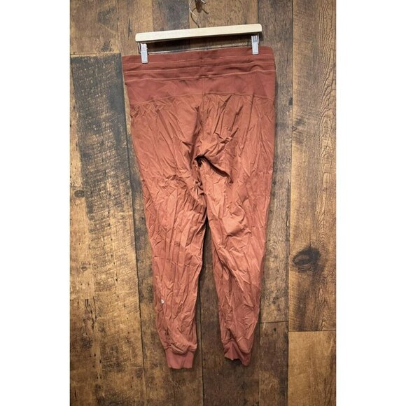 Lululemon Dance Studio Jogger Dark Terracotta Sz 12 EUC - Picture 4 of 8
